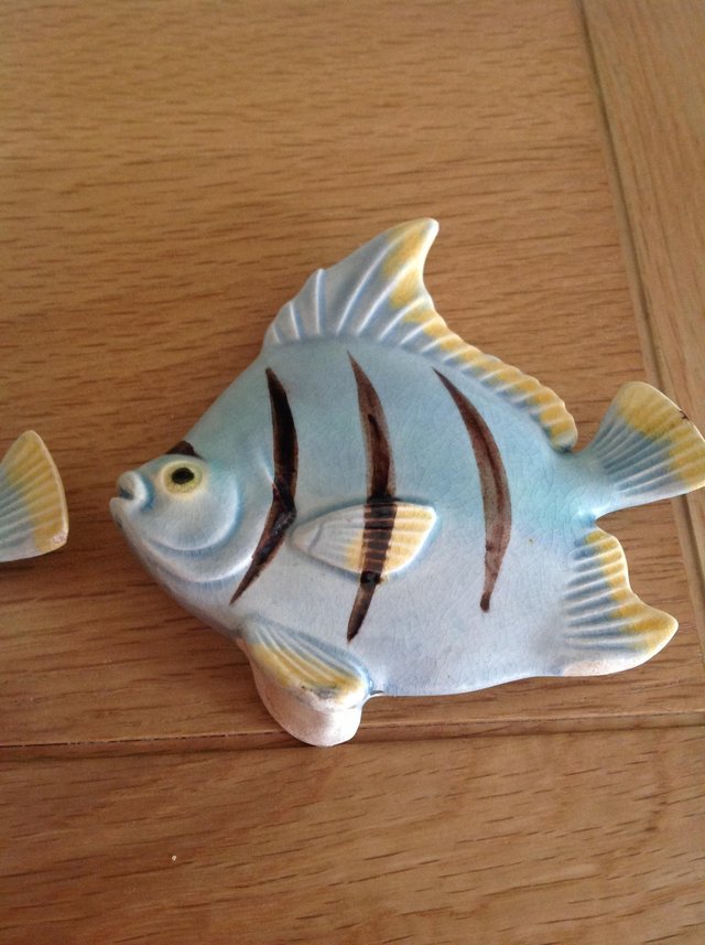 Preview of the first image of Vintage China fish - set of 3.