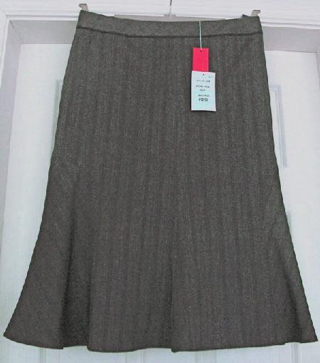 Preview of the first image of BNWT GORGEOUS LADIES GREY PANEL SKIRT - SZ 12.