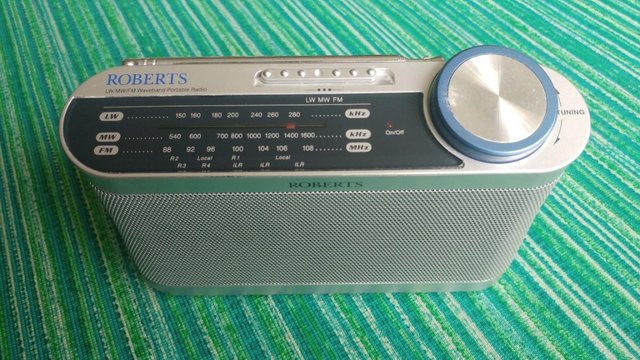 Preview of the first image of Roberts New Classic 993 LW-MW-FM Waveband Portable Radio.