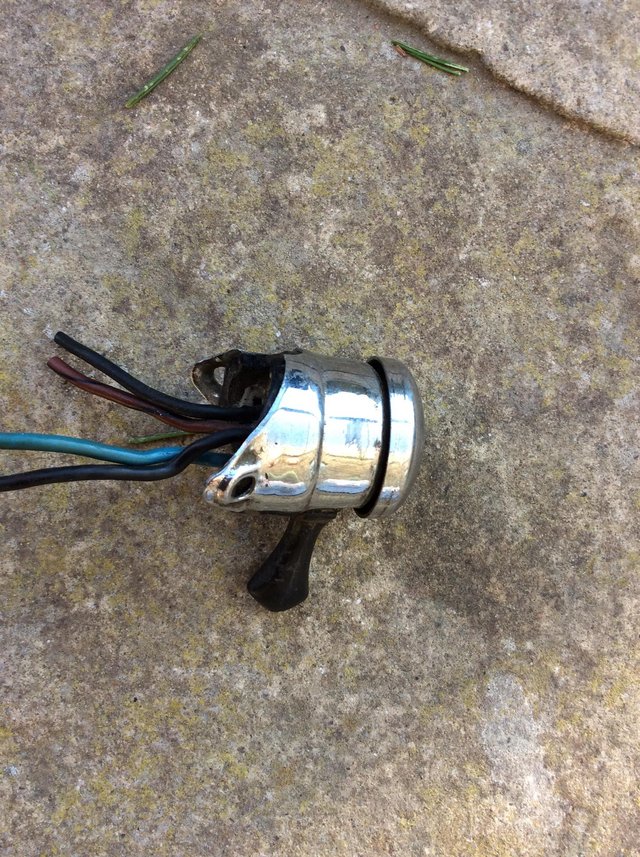 Image 3 of Triumph early horn dip switch