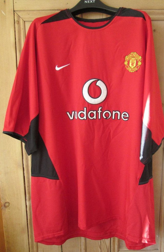 Preview of the first image of 2001/02 Man Utd Football shirt XXL (Incl P&P).