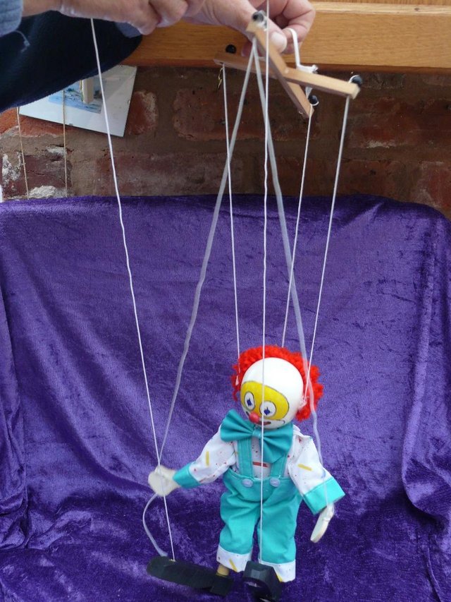 Image 2 of Vintage Marionette stringed Puppet of Clown boxed