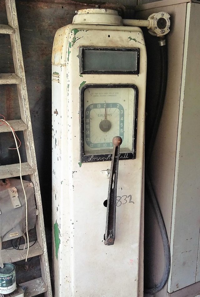 Preview of the first image of Old filling station petrol pumps wanted.