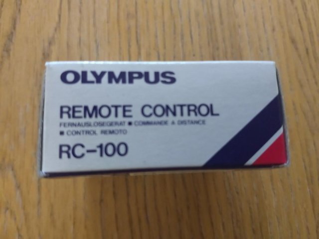 Image 5 of Olympus Remote Control RC-100 with case + box. NEW