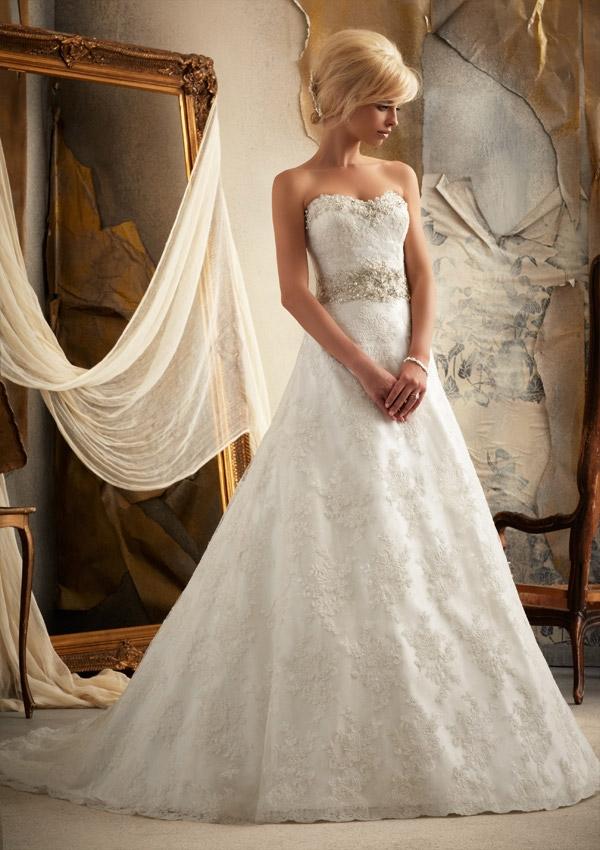 Preview of the first image of Mori lee . Number 1913 style dress.