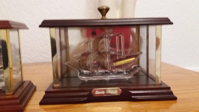 Image 3 of Glass ship models in Glass/Wooden Cases