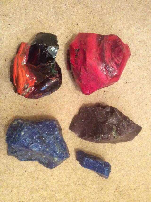 Preview of the first image of Glass aquarium rocks vibrant colours.