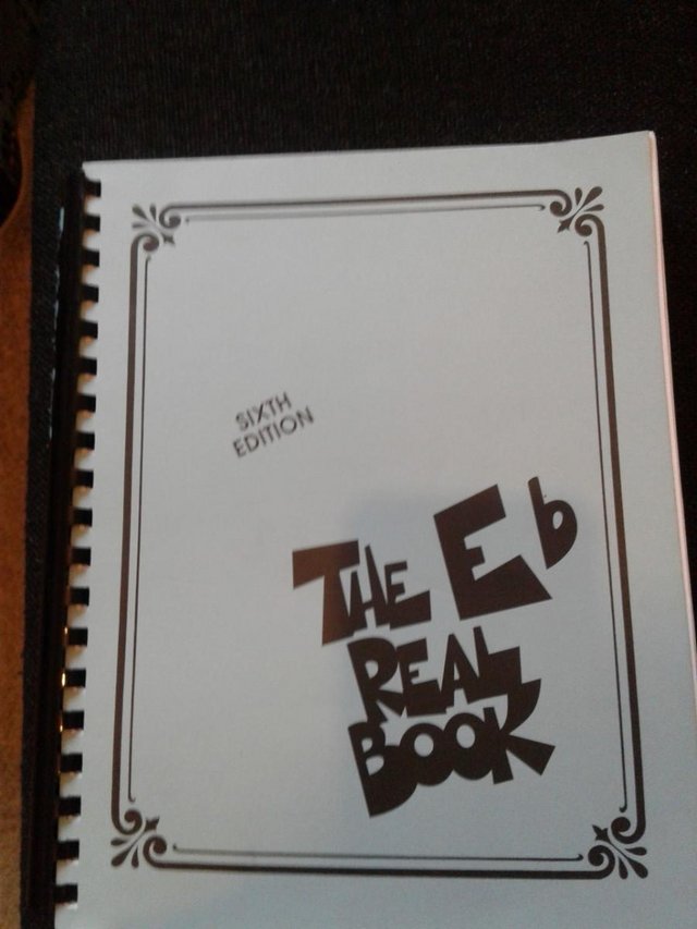 Preview of the first image of "THE Eb REAL JAZZ AND SWING BOOK" - new.