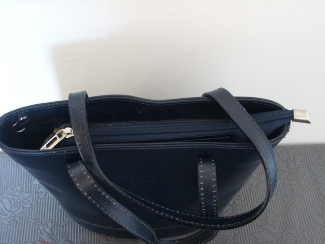 Image 3 of VERA PELLE Leather Bucket Style Bag NEW!