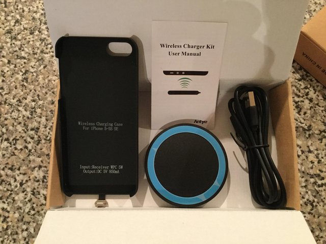 Image 2 of iPhone wireless charger kit