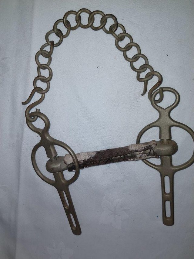 Image 5 of Vintage Collectable Heavy Horse Bit with Curb chain.