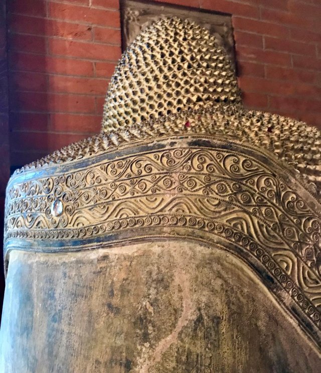 Preview of the first image of Impressive and beautiful very large Indonesian Buddha head.