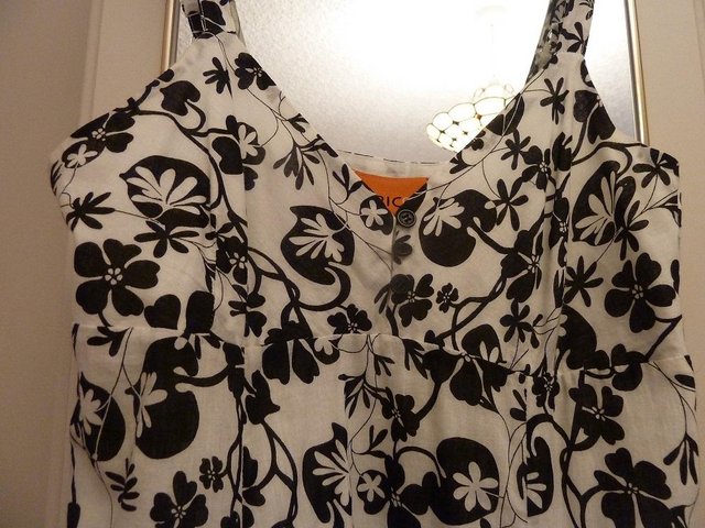 Image 3 of Black/white sundress from Apricot, size Small - new