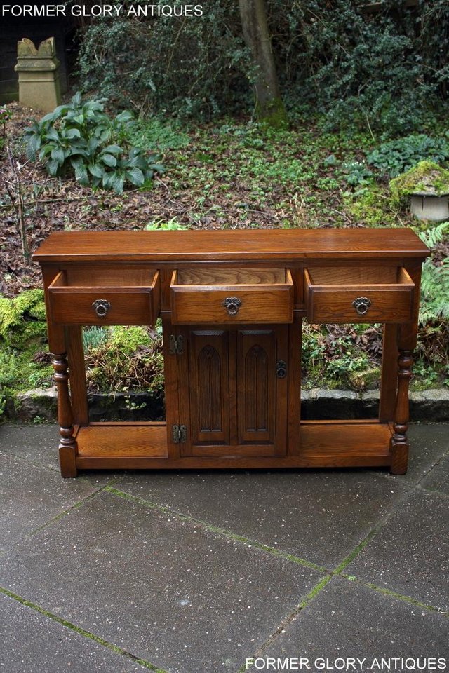 Image 61 of AN OLD CHARM LIGHT OAK CONSOLE TABLE SIDEBOARD DRESSER BASE