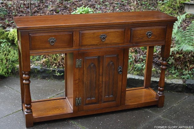 Image 75 of AN OLD CHARM LIGHT OAK CONSOLE TABLE SIDEBOARD DRESSER BASE