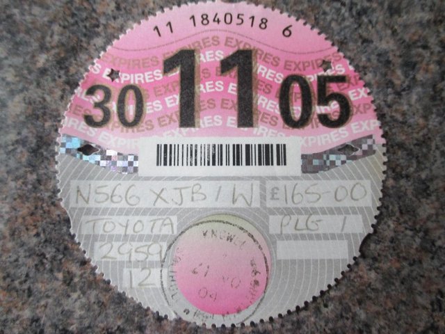 Preview of the first image of Paper Tax Disc from car 2005.