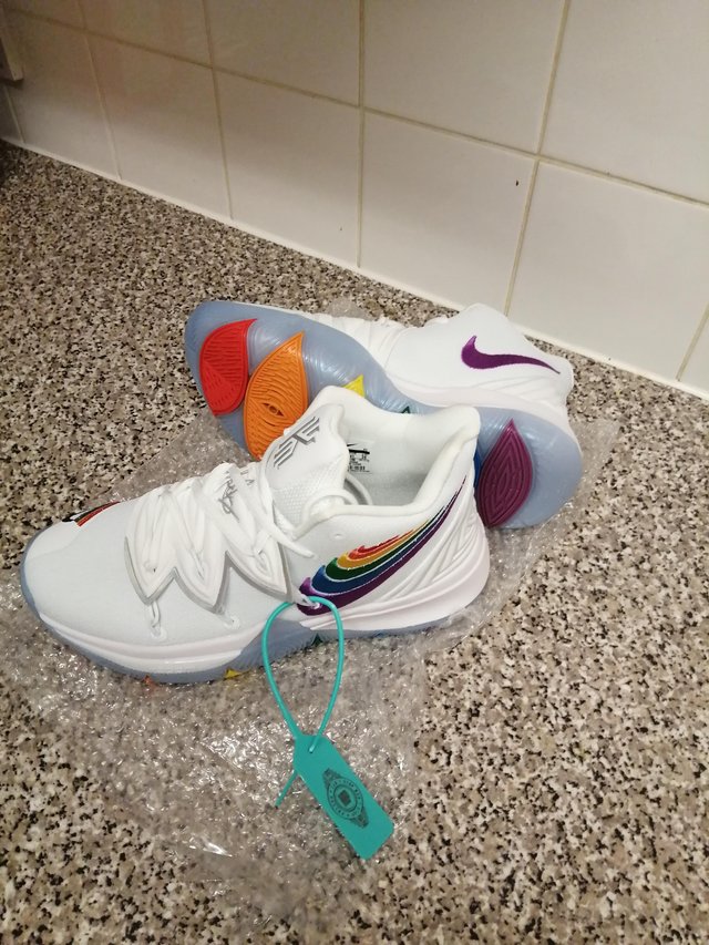 Image 3 of Brand new Nike rainbow colours mids sneakers Ltd edt UK 7