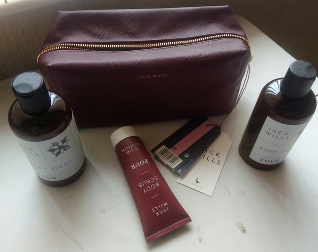 Preview of the first image of Jack Wills Travel Kit (New unwanted gift).
