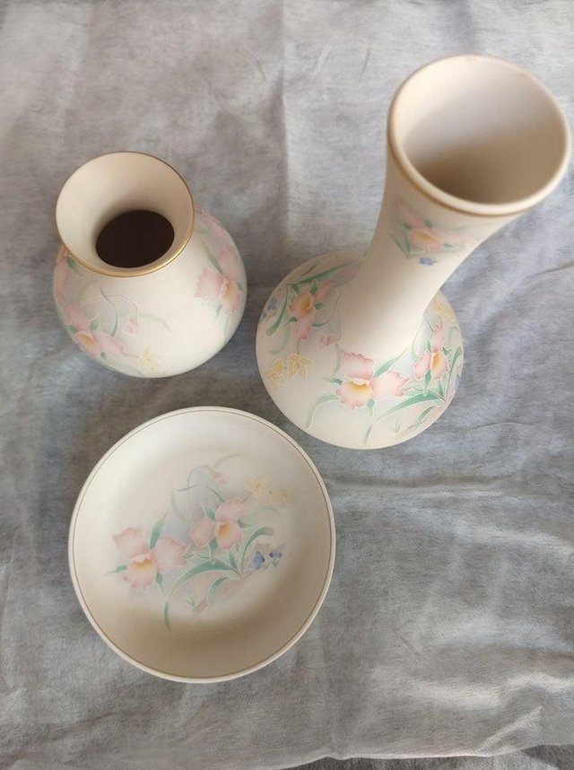 Preview of the first image of Vintage Portuguese Porcelanas IBIS Aveiro Ceramica- 3 pieces.