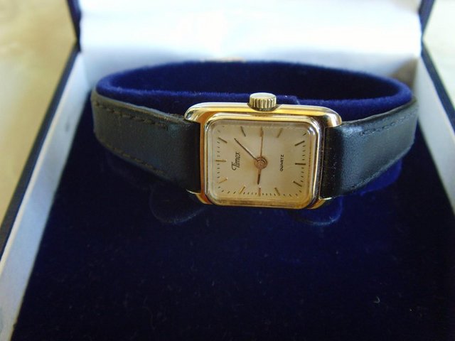 Image 2 of Ladies gold plated Timex wristwatch