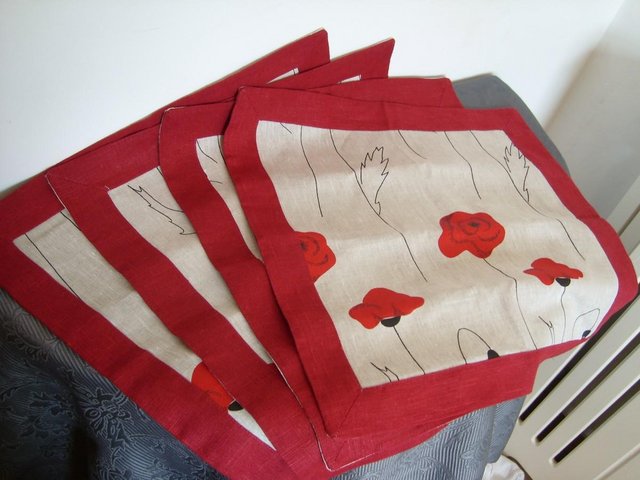 Preview of the first image of Set 4 Square Poppy Placemats NEW!.