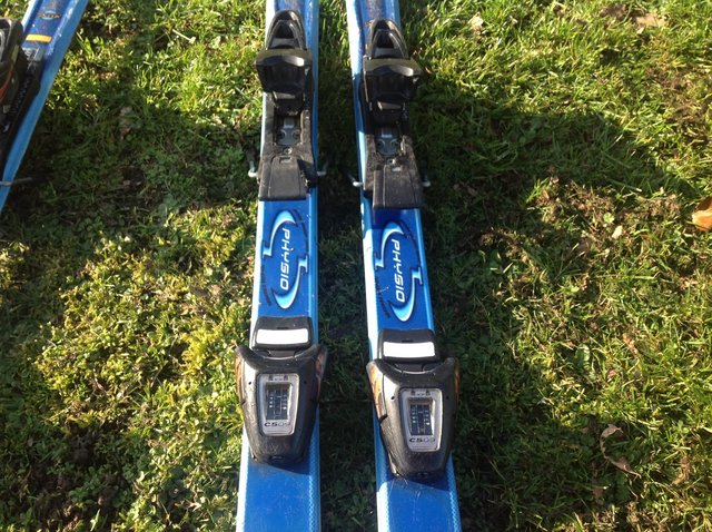 Preview of the first image of Carver ski's.