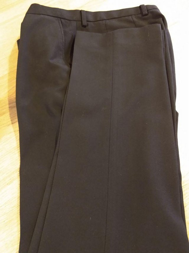 Preview of the first image of Next tailoring slim fit black trousers. 34" / 86.5 cm Waist,.