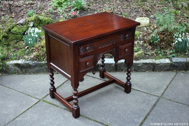 Image 2 of AN OLD CHARM TUDOR OAK SMALL WRITING TABLE DESK LAPTOP STAND
