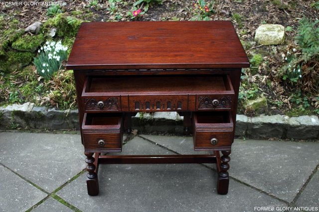 Image 18 of AN OLD CHARM TUDOR OAK SMALL WRITING TABLE DESK LAPTOP STAND