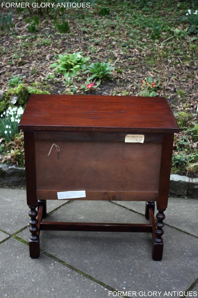 Image 21 of AN OLD CHARM TUDOR OAK SMALL WRITING TABLE DESK LAPTOP STAND