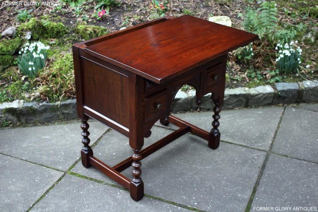 Image 22 of AN OLD CHARM TUDOR OAK SMALL WRITING TABLE DESK LAPTOP STAND