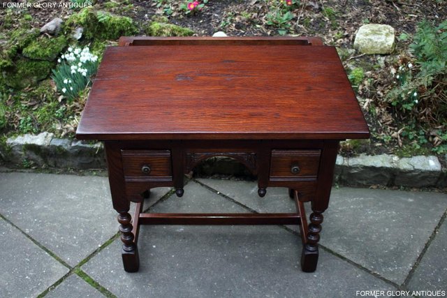 Image 32 of AN OLD CHARM TUDOR OAK SMALL WRITING TABLE DESK LAPTOP STAND