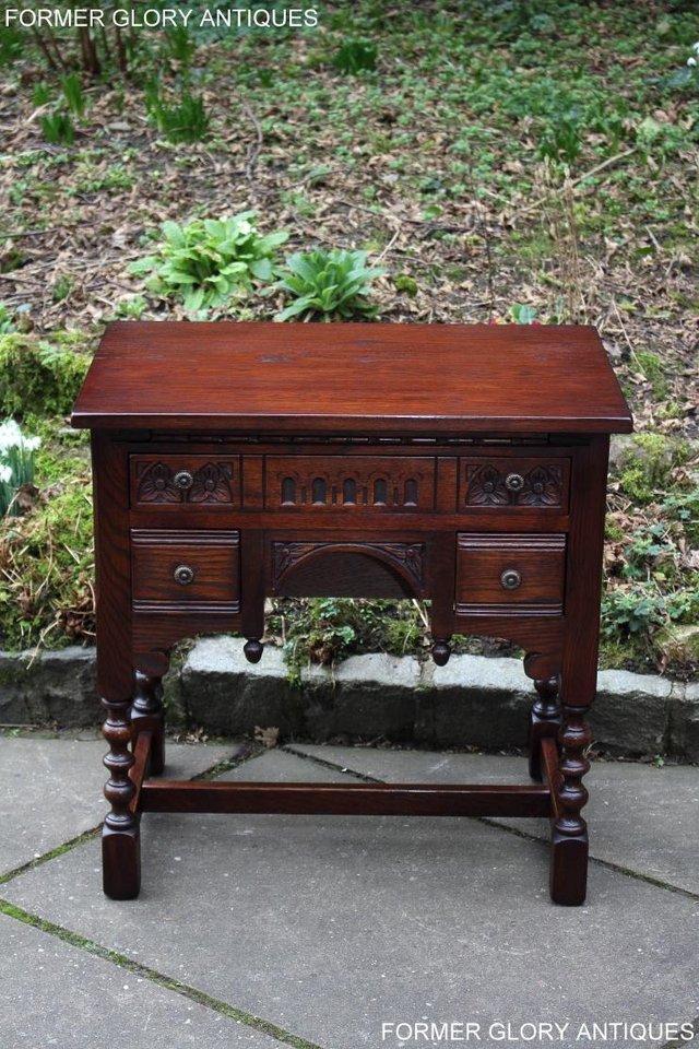 Image 47 of AN OLD CHARM TUDOR OAK SMALL WRITING TABLE DESK LAPTOP STAND