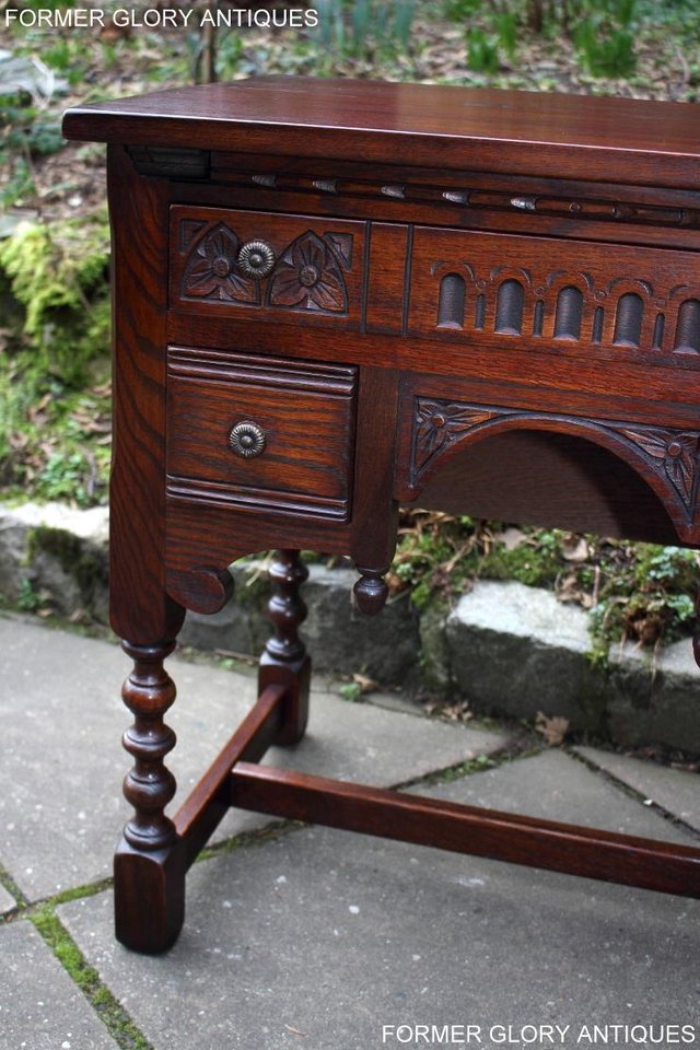 Image 48 of AN OLD CHARM TUDOR OAK SMALL WRITING TABLE DESK LAPTOP STAND