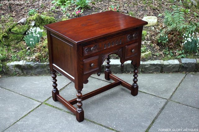Image 57 of AN OLD CHARM TUDOR OAK SMALL WRITING TABLE DESK LAPTOP STAND