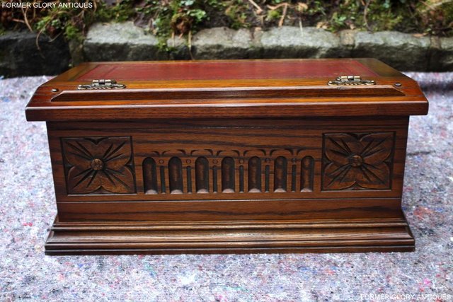 Image 74 of AN OLD CHARM LIGHT OAK WRITING SLOPE BOX TABLE DESK CABINET