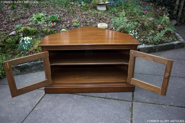Image 4 of AN ERCOL GOLDEN DAWN CORNER TV CABINET DVD STAND TABLE UNIT
