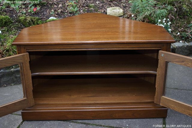 Image 20 of AN ERCOL GOLDEN DAWN CORNER TV CABINET DVD STAND TABLE UNIT
