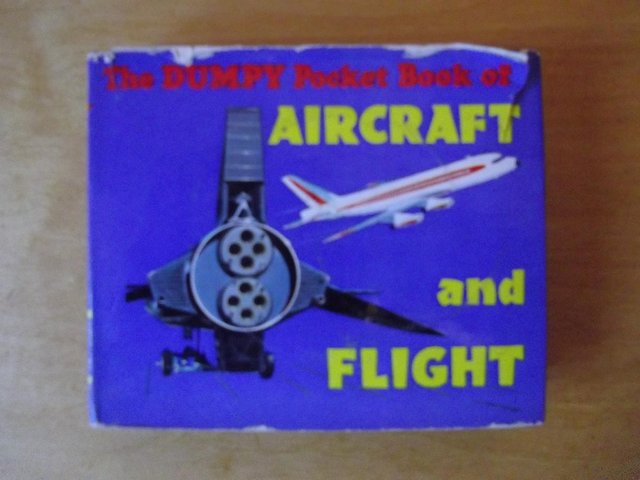 Preview of the first image of The DUMPY Pocket Book of AIRCRAFT and FLIGHT.