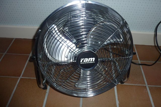 Preview of the first image of Floor Air Circulator Fan 300mm in Box.