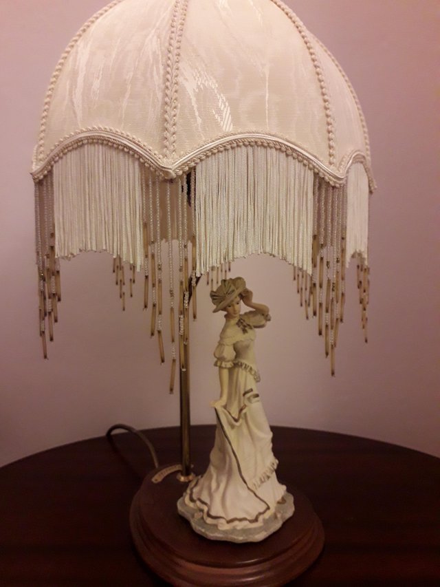 Preview of the first image of Victorian table lamp.