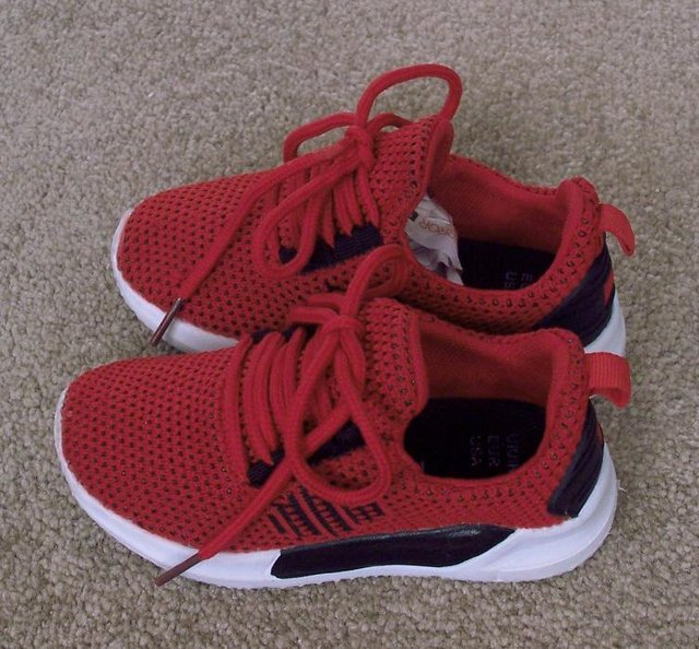 Preview of the first image of Lovely Red Toddlers Trainers By Primark - Size UK 7 BX8.