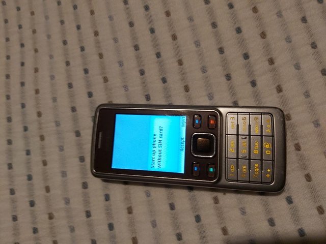 Preview of the first image of Nokia 6301.