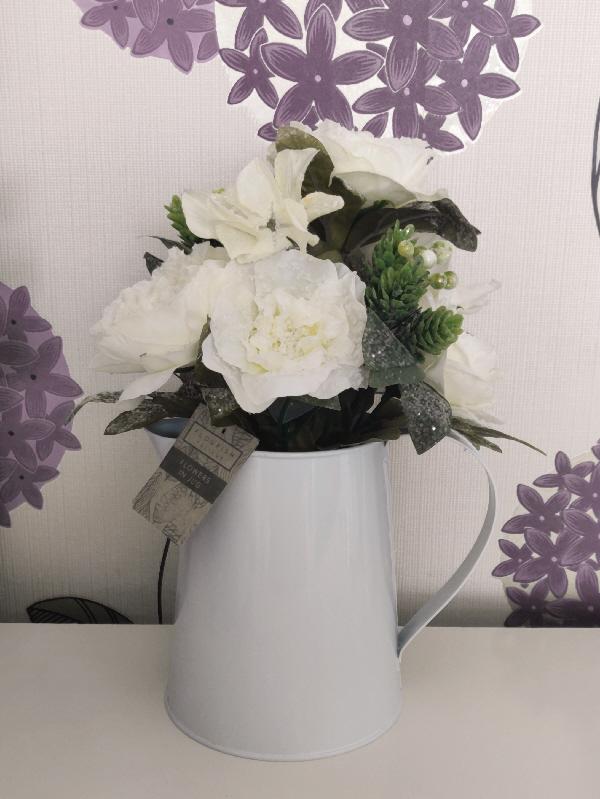 Image 2 of Bnwt Lovely Shabby N Chic Flower Arrangement   BX24