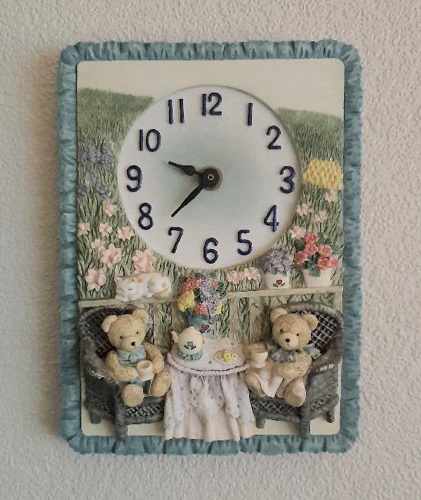 Preview of the first image of Lovely 3 Dimensional Battery Operated Teddy Bear Clock  BX27.