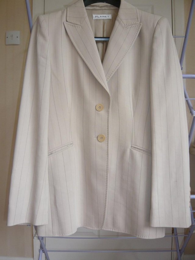 Preview of the first image of Jacket - ladies' Planet, beige fine pinstripe.