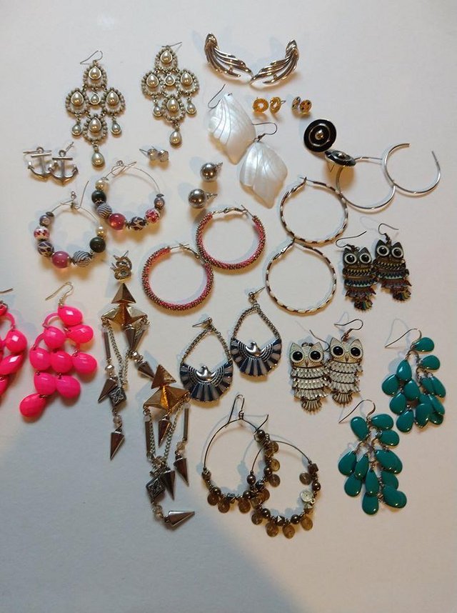 Image 4 of Jewelry necklace selection