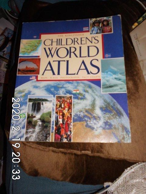 Image 2 of The Kingfisher Childrens World Atlas edited by Jane Oliver