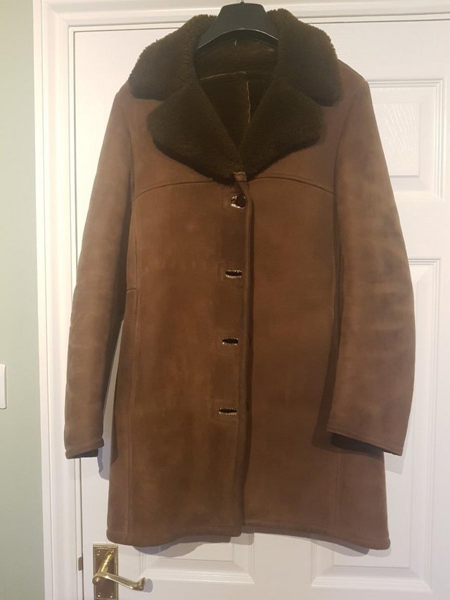 Image 3 of Ladies 3/4 Vintage Sheepskin Brown Coat