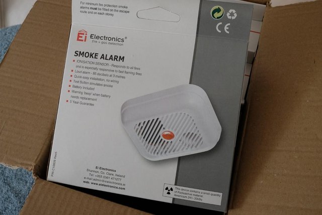Image 3 of Ei Smoke alarms (four) new and boxed.
